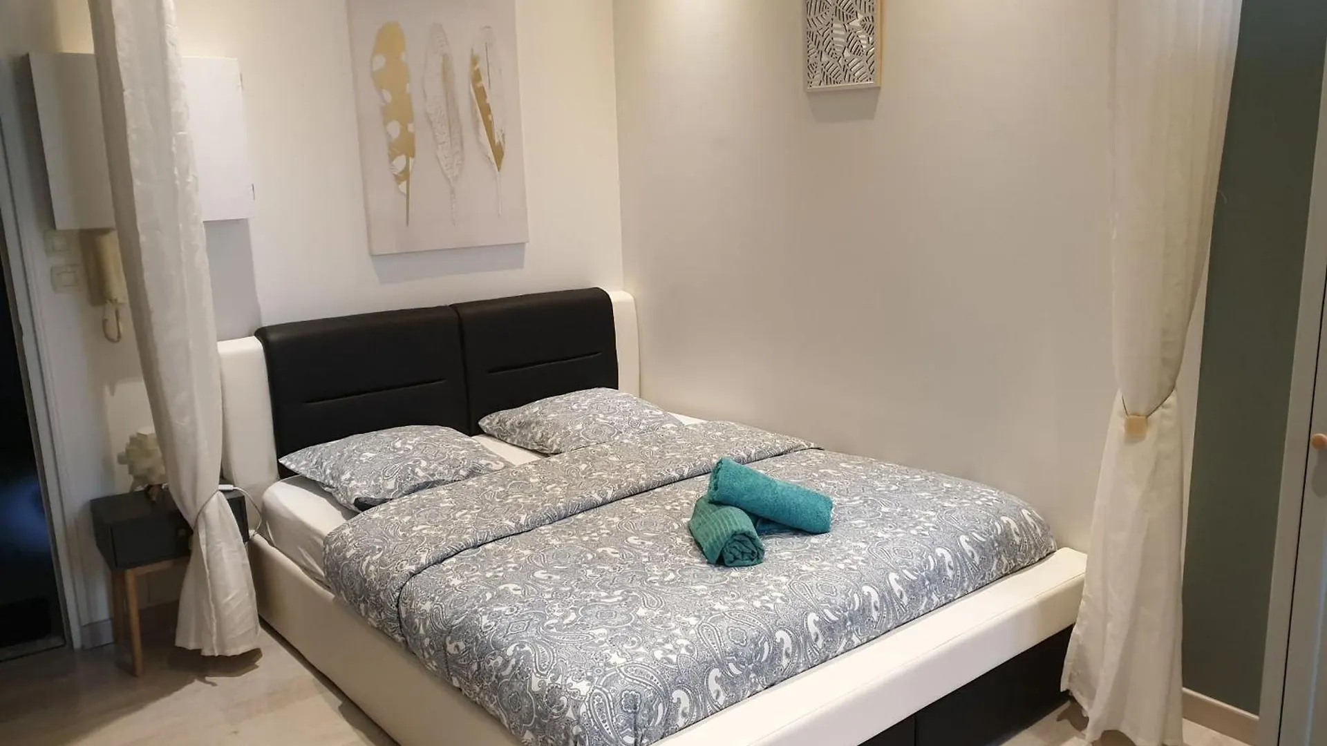 Lovely Apartment In The Historic Center Of Avignon 0*,  France